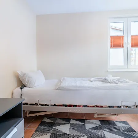 Dreherstraße 7 Apartment